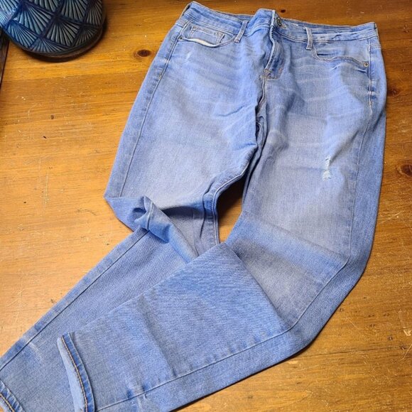 Old Navy Rock Star Super Skinny HIGH-RISE JEANS Womens SIZE 12 - Picture 2 of 6